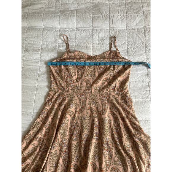 Old Navy peach paisley summer dress with adjustable straps size large 100% rayon - Picture 4 of 8